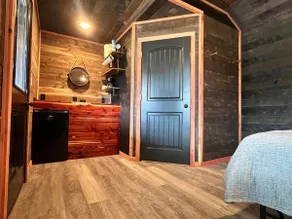 Moonshine Ford @ PigTrailLodging - Image 4