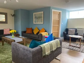 Spacious Cottage: The Secret Well - Image 2