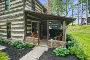 Settlers' Retreat Cabin - Image 2
