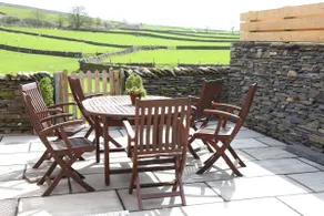 Meadow View, own EV charger & super king/king beds - Image 3