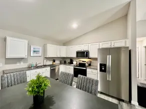 Bright, Beautiful, Brand new Home - Wilmington, Oh - Image 5