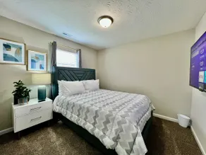 Home away from Home! Great for workers and family - Image 4