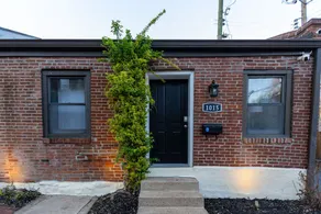 The Soulard Atelier- Hot Tub! - Image 3