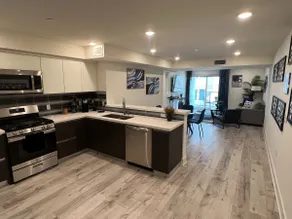 Chic 2BR Century City Apt w/ Parking, Laundry - Image 3