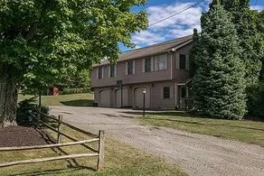 Mulberry Hill Carriage House - Image 2