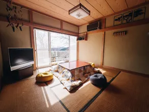 Onsen in the forest! 400m2 garden, BBQ, sauna! - Image 3