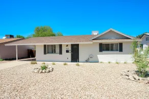Modern Tempe Retreat w/Hot Tub - Image 2