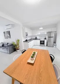 Beautiful! Oceanfront Apartment - Image 3