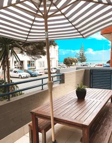 Beachside Chic - 2 Bedroom - Image 3