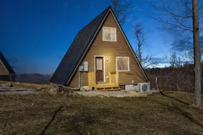 New! Mountain Top A-Frame Cabin, The Triangles - Image 2