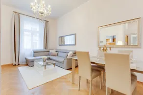 Old Town Royal Two Bedroom Apartment - Image 4