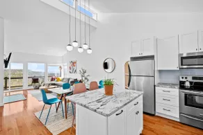 The Fairfield Bay “Penthouse” - Image 4