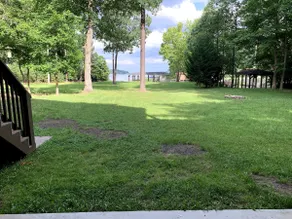 Lake Front/Quiet Cove/Boat Parking & Access - Image 2