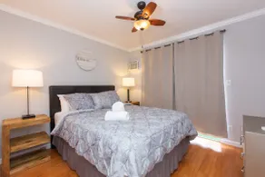 Trendy Sun-Drenched 2 Bdrm Flat - Image 4