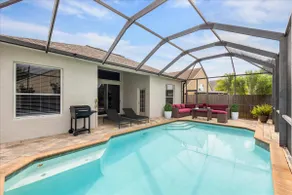 NEW - Poolside Oasis Heated POOL Home - 2000 SF - Image 2