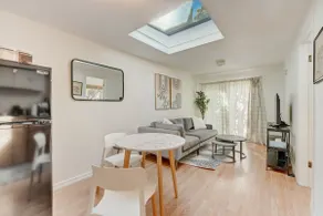 Marbella Lane -Cozy 1BR Studio in Palo Alto DWTN - Image 2