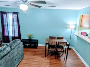 cozy and comfy with lake view - Image 2