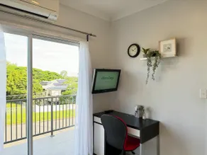 Convenient 2 Bedroom house unit in Salisbury - Image 5