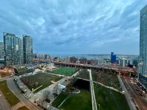 Stunning unit lake view w/2 real beds+sofabed - Image 4