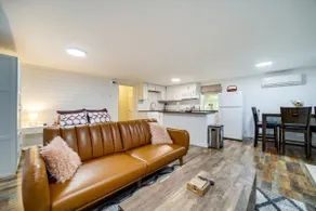 Stacey's Studio Suite w/Lake View - Image 2