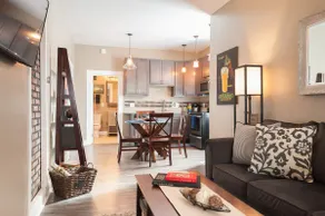 Two Homes in One Stay * Minutes to Downtown - Image 2