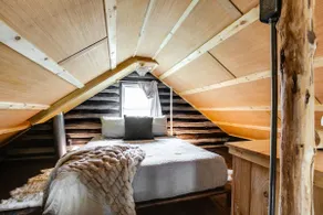 Parkside Log Cabin - Image 2