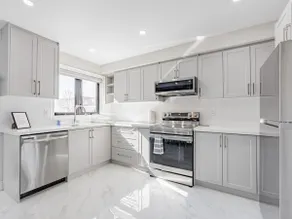 4 Bedroom Port Union Paradise w/ Parking - Image 3