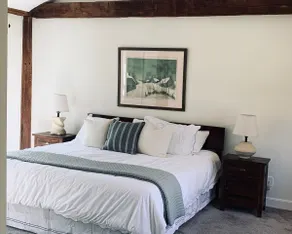 Cozy 1814 Farmhouse near wineries - Image 5
