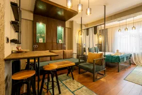Cozy Spacious Studio Flat With Mid-Size Jacuzzi - Image 3