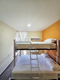 Cozy, Spacious and Homey Family Apartment - Image 3