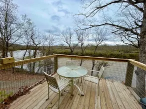Des Arc Bayou Hideaway - Image 2