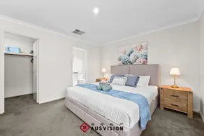 Comfort Airport Bliss-4 Bedroomsx3 Bathrooms - Image 3