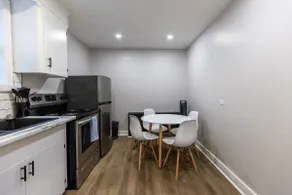 1 Bed Centrally Located Home in the Hospital Area! - Image 5