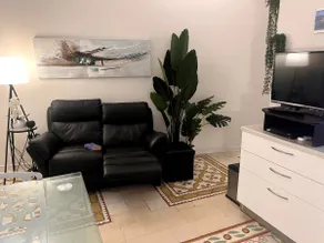 Cozy, modern and welcoming - Image 2