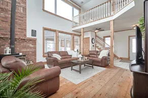 Farm House Oasis: Hot Tub, Pool, Horses, sleeps 12 - Image 5