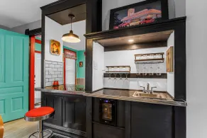 Miami Pearl: 3BR Themed Rooms - Image 5