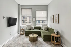 Comfy 2BR-2BTH | Steps to The Bean & Michigan Ave - Image 2