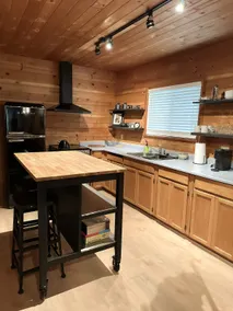Cozy Cabin of Halfmoon Bay - Image 2