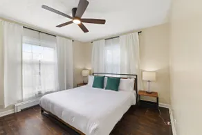 Big Yard, King Beds, Walk to IMS - Image 3