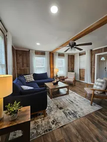 Charming Farmhouse in Oneonta - Image 2