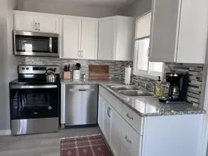 New Edina Hidden Gem Close to the Galleria Mall! - Image 4
