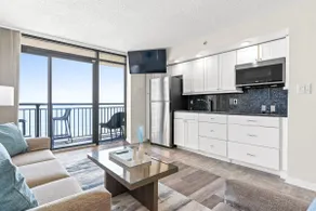 1 King BR Oceanfront Resort | Prime Location - Image 3