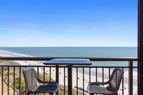 1 King BR Oceanfront Resort | Prime Location - Image 4