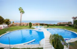 Blue Marine Gardens Apartment - Image 4