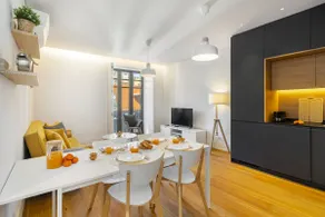 WHome Urban Elegance: A Modern Haven in Lisbon's Heart - Image 2
