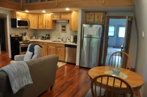 Half-Moon Cottage - Image 4