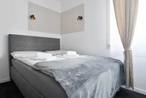 Trendy double bed studio with kitchen * home2share - Image 2