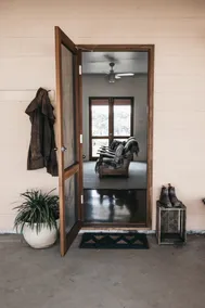 Conargo Cottage - Image 2