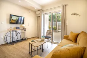 George Luxury Beach House - Image 3