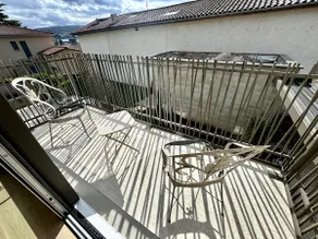Studio, air conditioning, balcony, kitchenette, private bathroom, toilet - Image 3